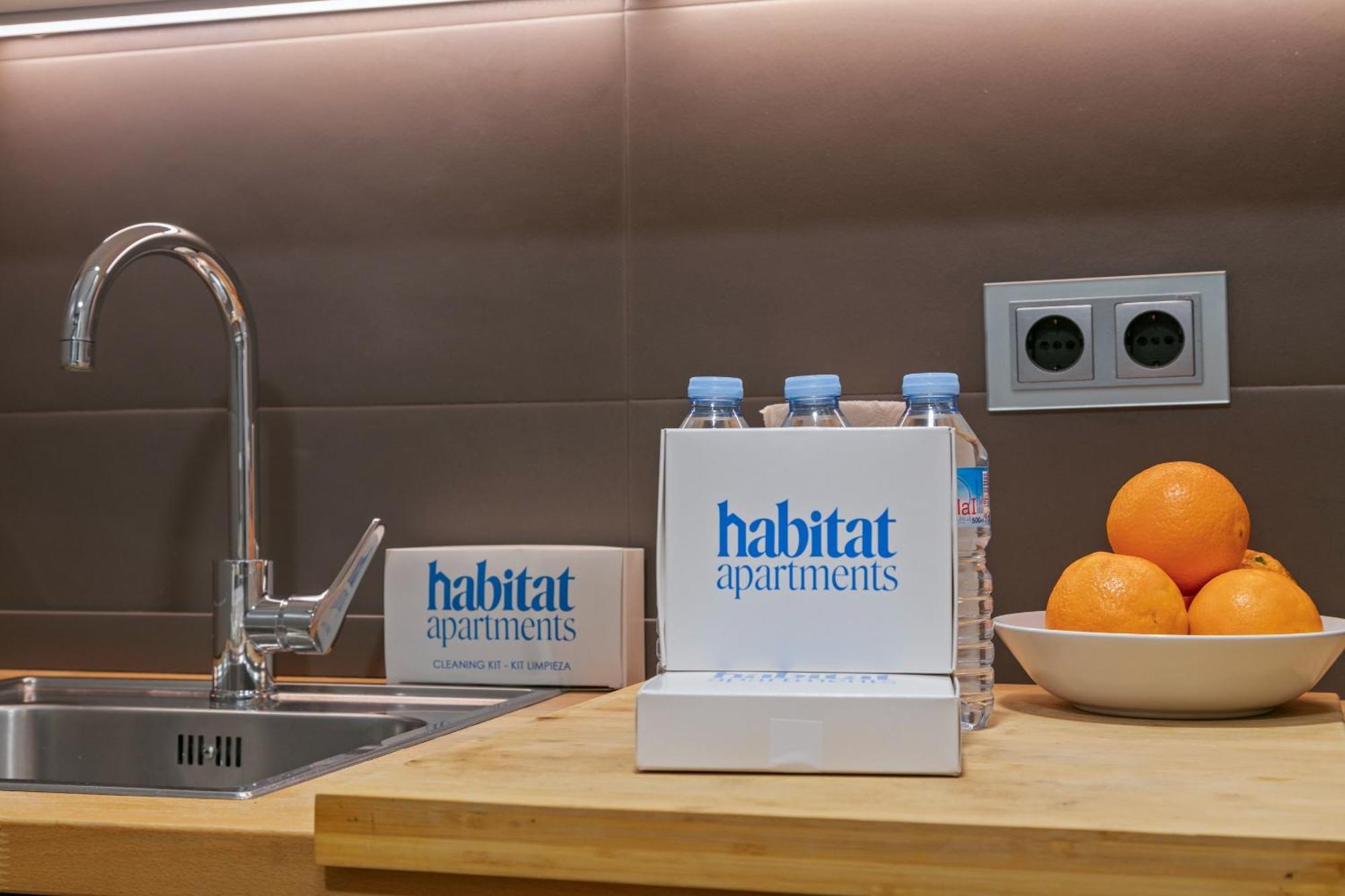 Habitat Apartments Carders บาร์เซโลนา ภายนอก รูปภาพ